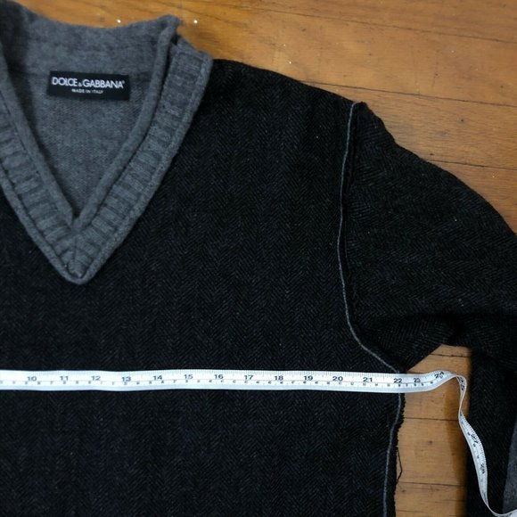 Dolce & Gabbana Men's 85% Virgin Wool Size 50/L Gray Factory Distressed Sweater - Picture 3 of 16